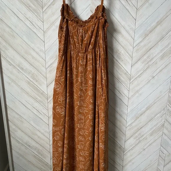Orange Asymmetrical Ruffled Sundress - Picture 4 of 9